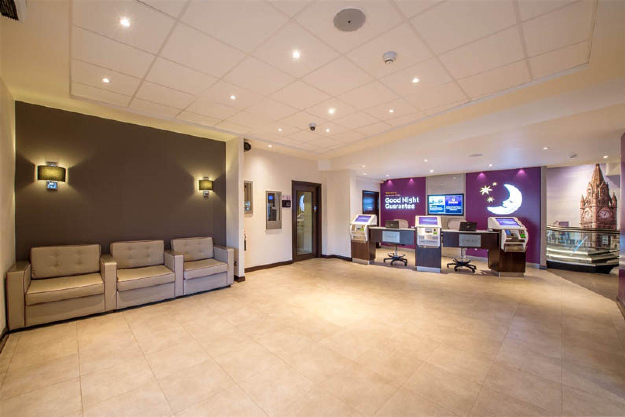 Premier Inn Manchester City Centre Bagian luar foto