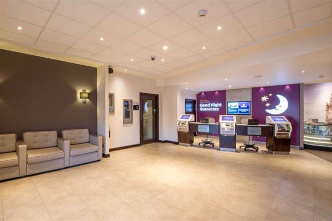 Premier Inn Manchester City Centre Bagian luar foto